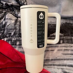 HydroJug Cream Insulated Bottle